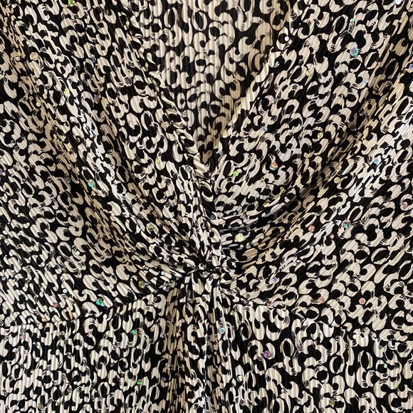 Vintage 90s/Y2K Black and White Sequined Top - Picture 7 of 8